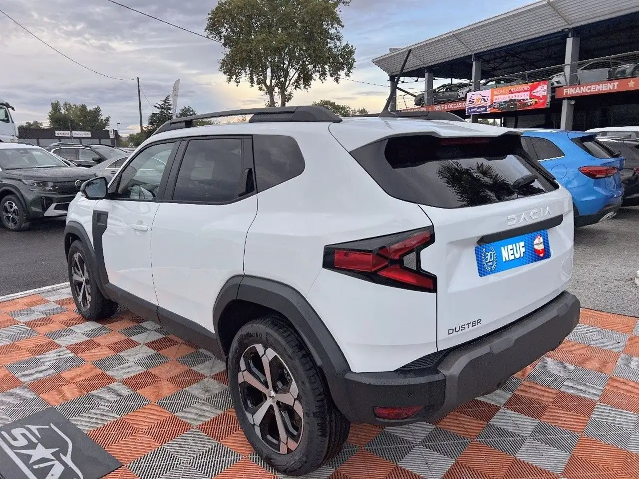 Dacia Duster — photo 7