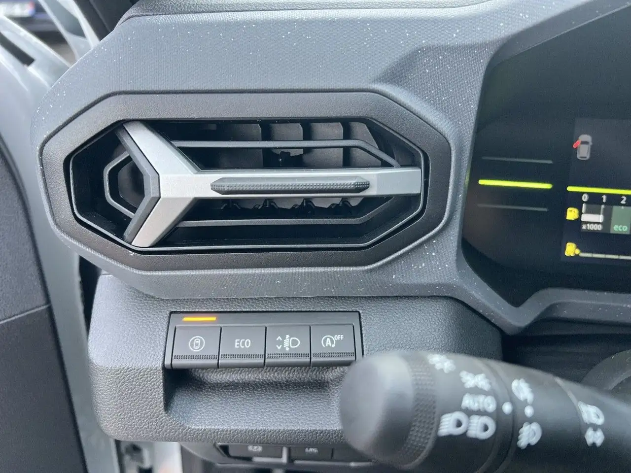 Dacia Duster — photo 30