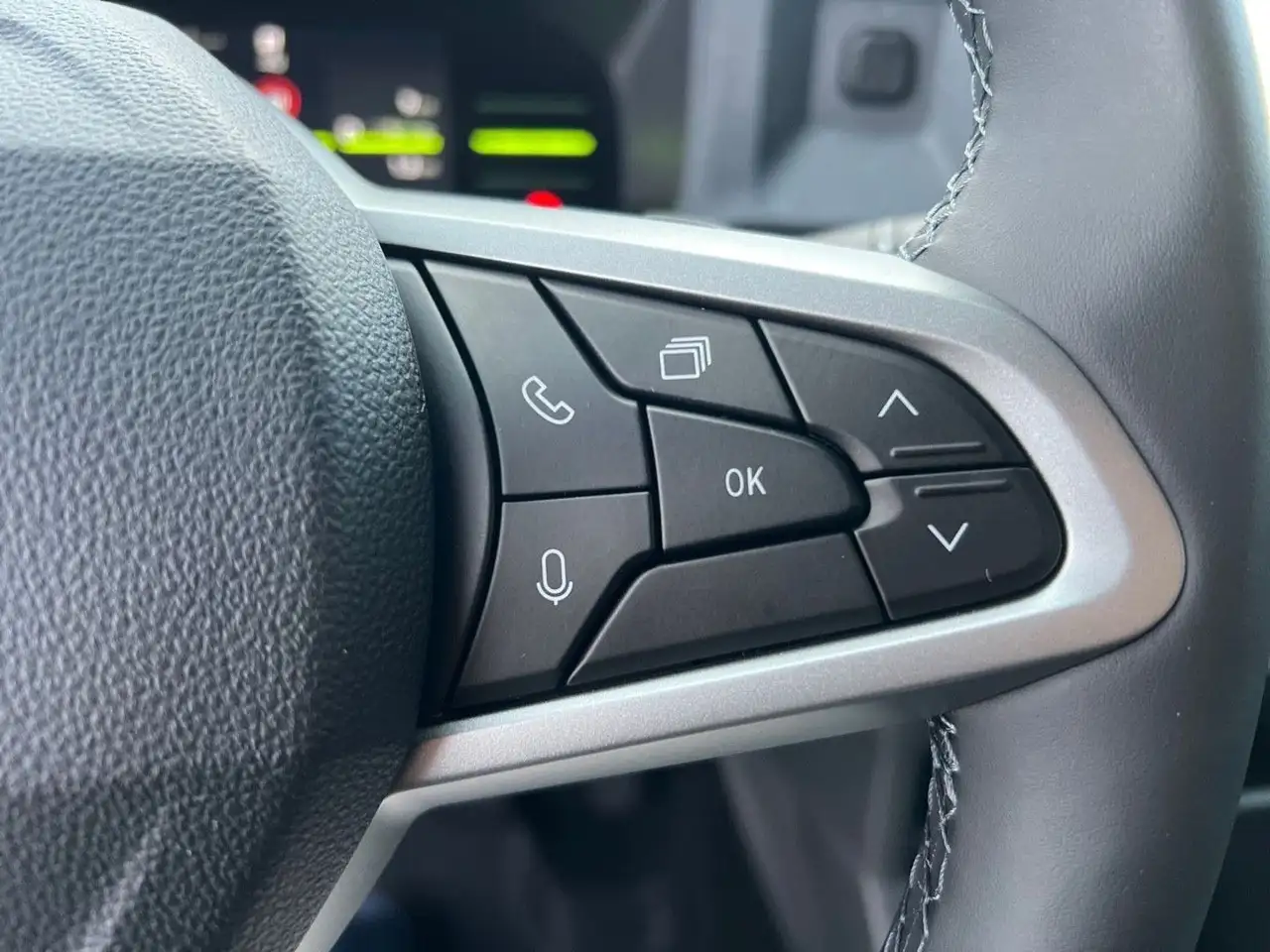 Dacia Duster — photo 28