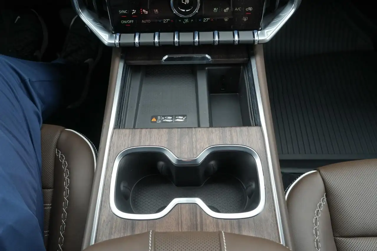 GMC Acadia снимка GMC Acadia