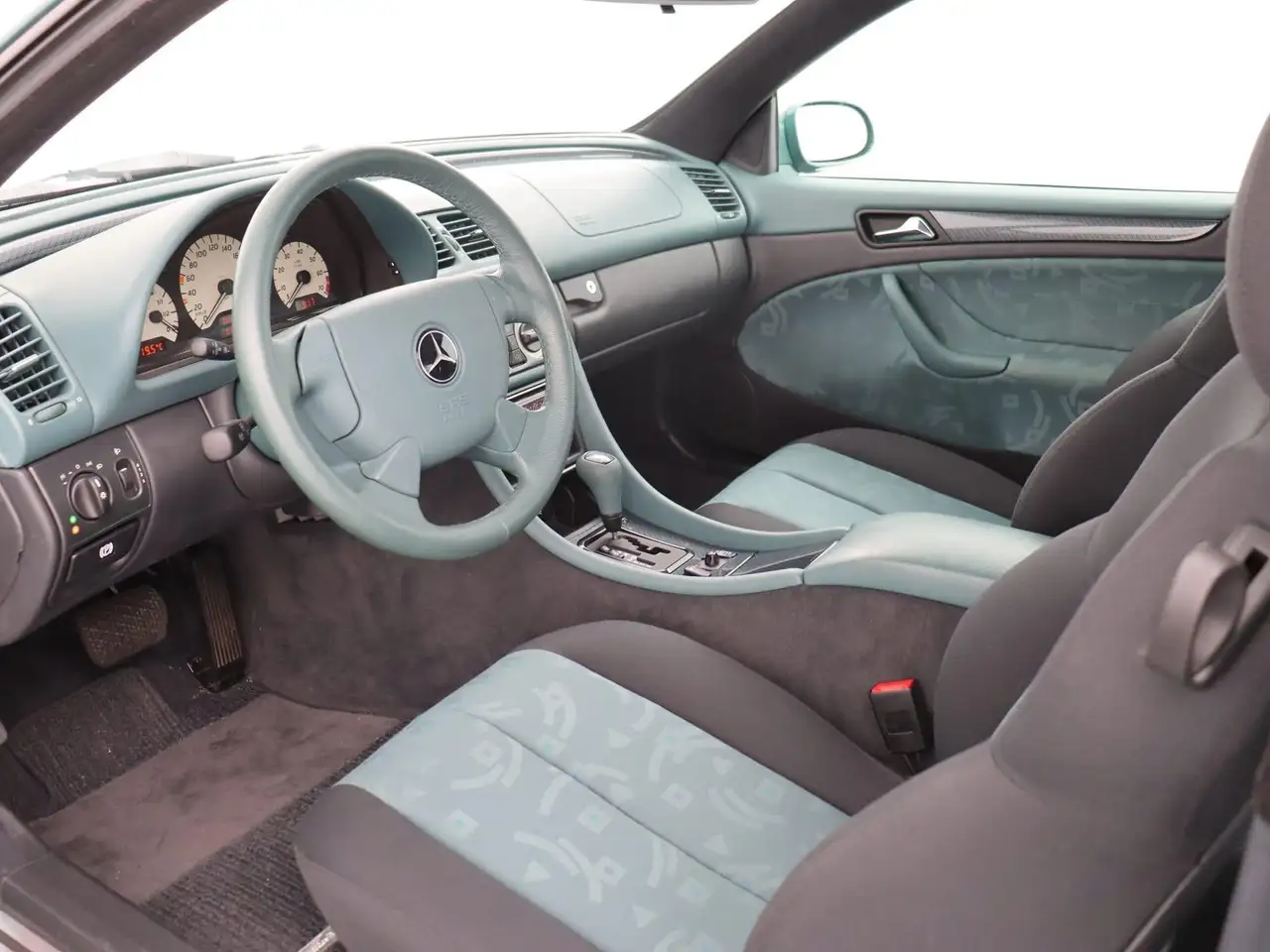 Mercedes-Benz CLK 200 Coupé Sport Origineel nieuwstaat!!, foto 3