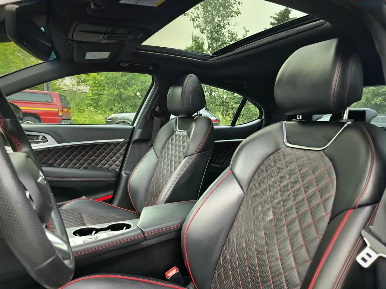 Genesis G70 снимка Genesis G70