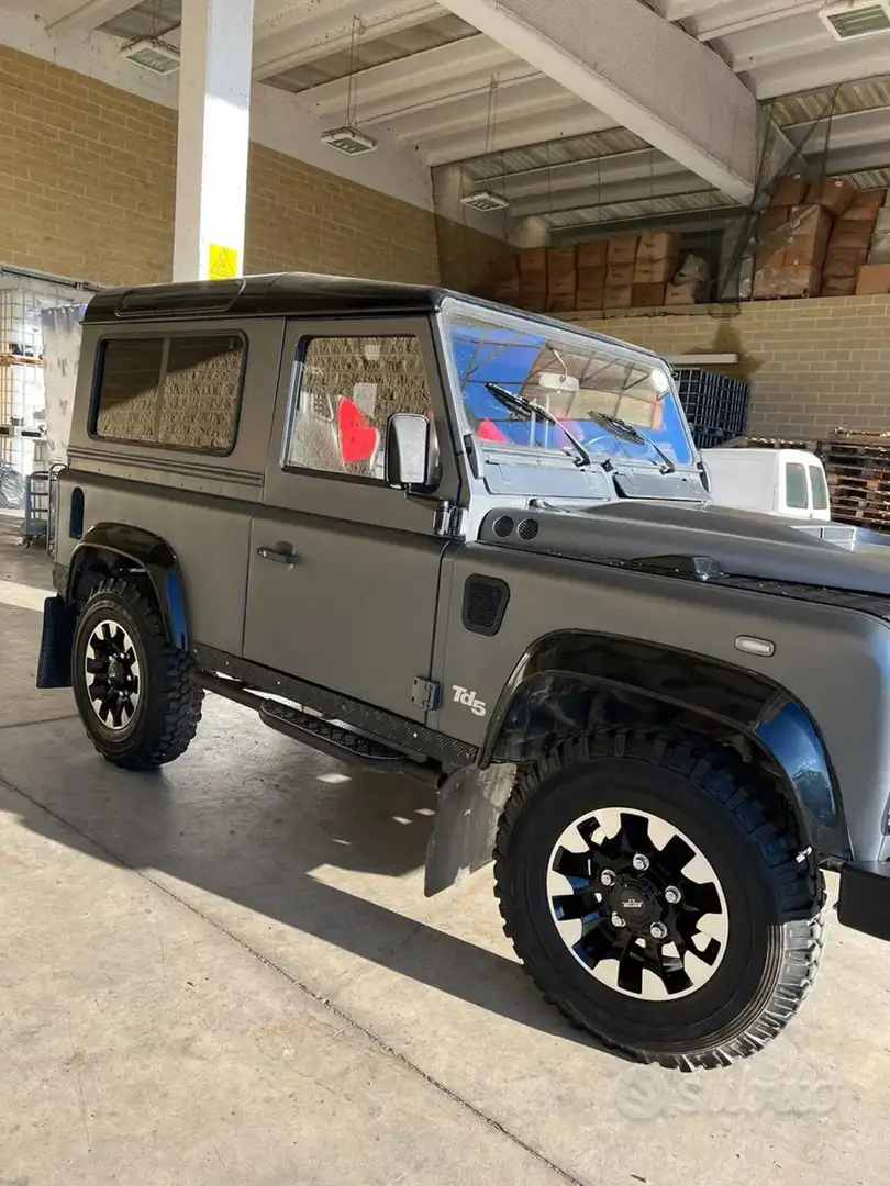 Land Rover Defender 90 2.5 td5 E SW - 2