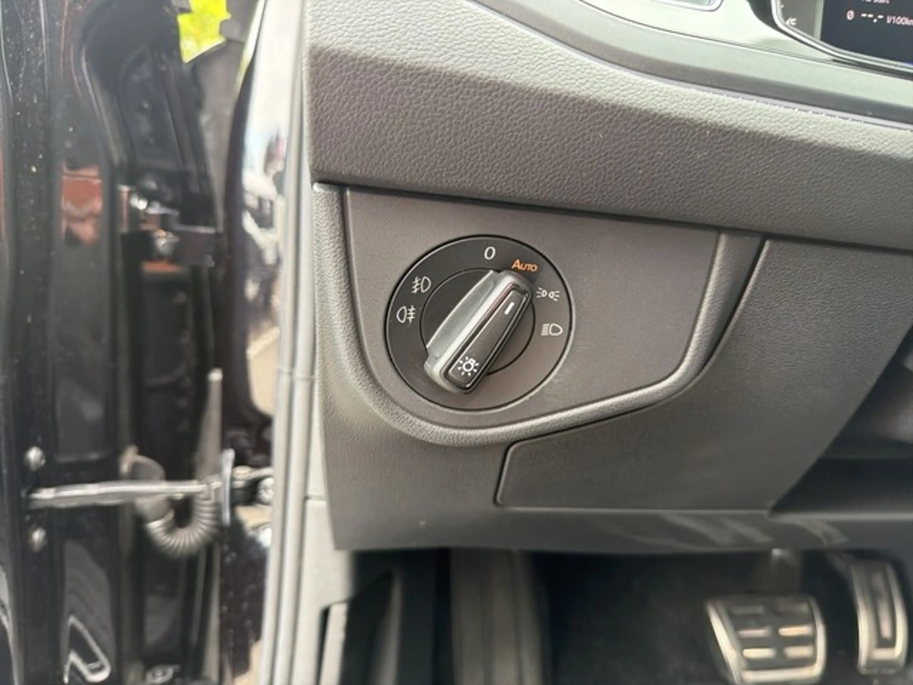 Volkswagen Polo 1.0 TSI DSG R-Line — photo 14