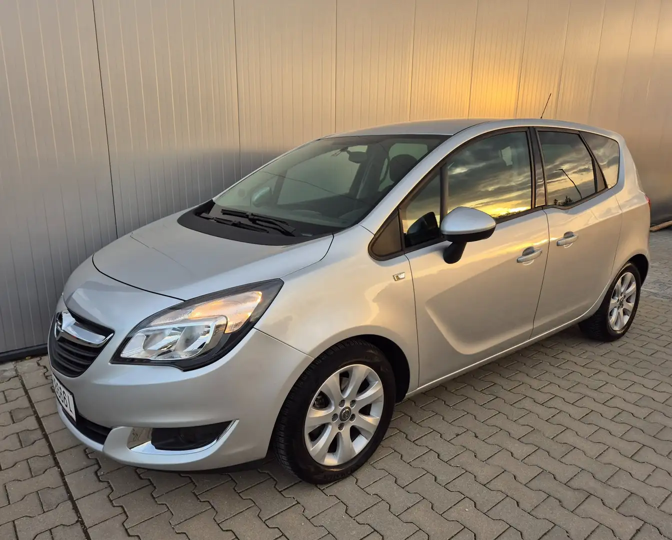 Opel Meriva 1,4 Turbo ecoflex Österreich Edition Silber - 1