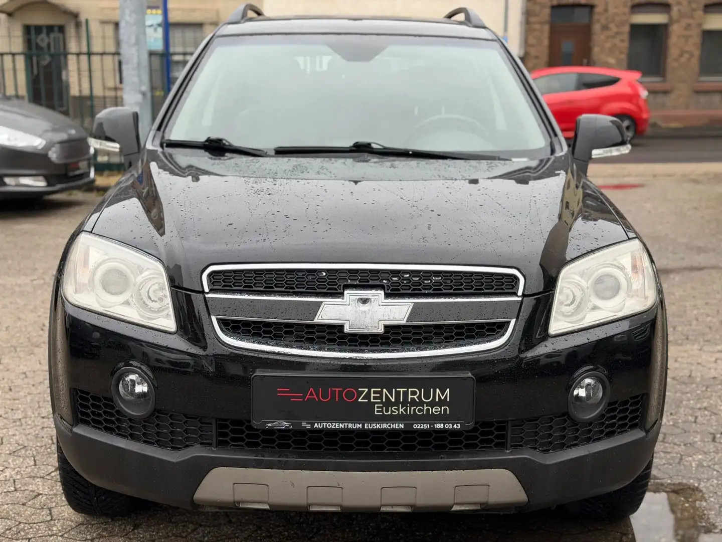 Chevrolet Captiva 2.0 D LS 4WD SHZ | AHK | Leder | Klima Schwarz - 2