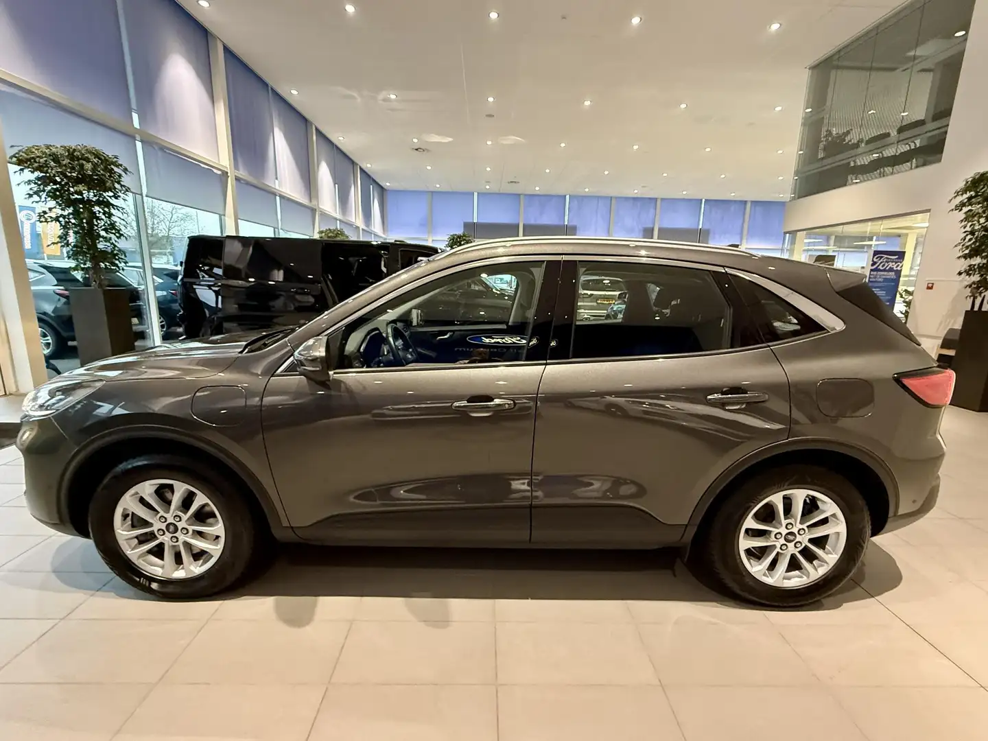 Ford Kuga 2.5 PHEV Titanium Elektr. wegklapbare Trekhaak | A Gris - 2