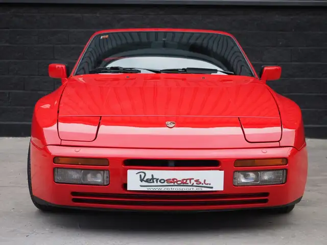 Porsche 944 Turbo