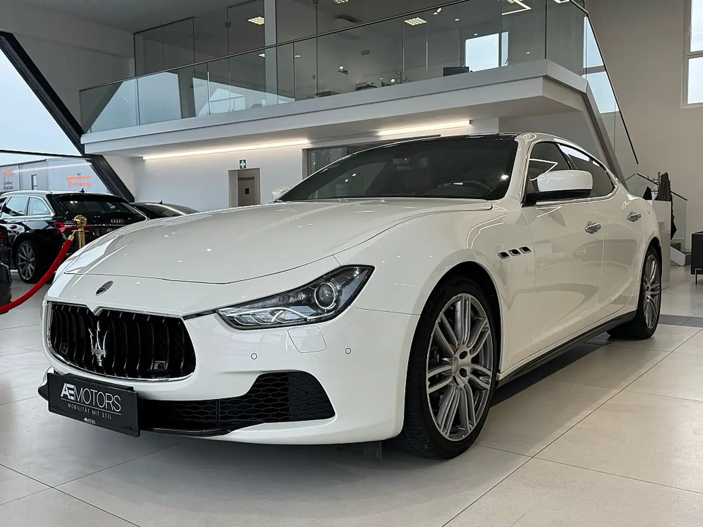 Maserati Ghibli Diesel *WIE-NEU*95TKM*GARANTIE*KREDIT* Bílá - 1