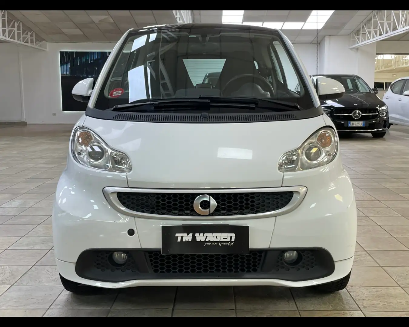 smart forTwo 1000 52 kW MHD coupé passion 71cv 2014 Bianco - 2