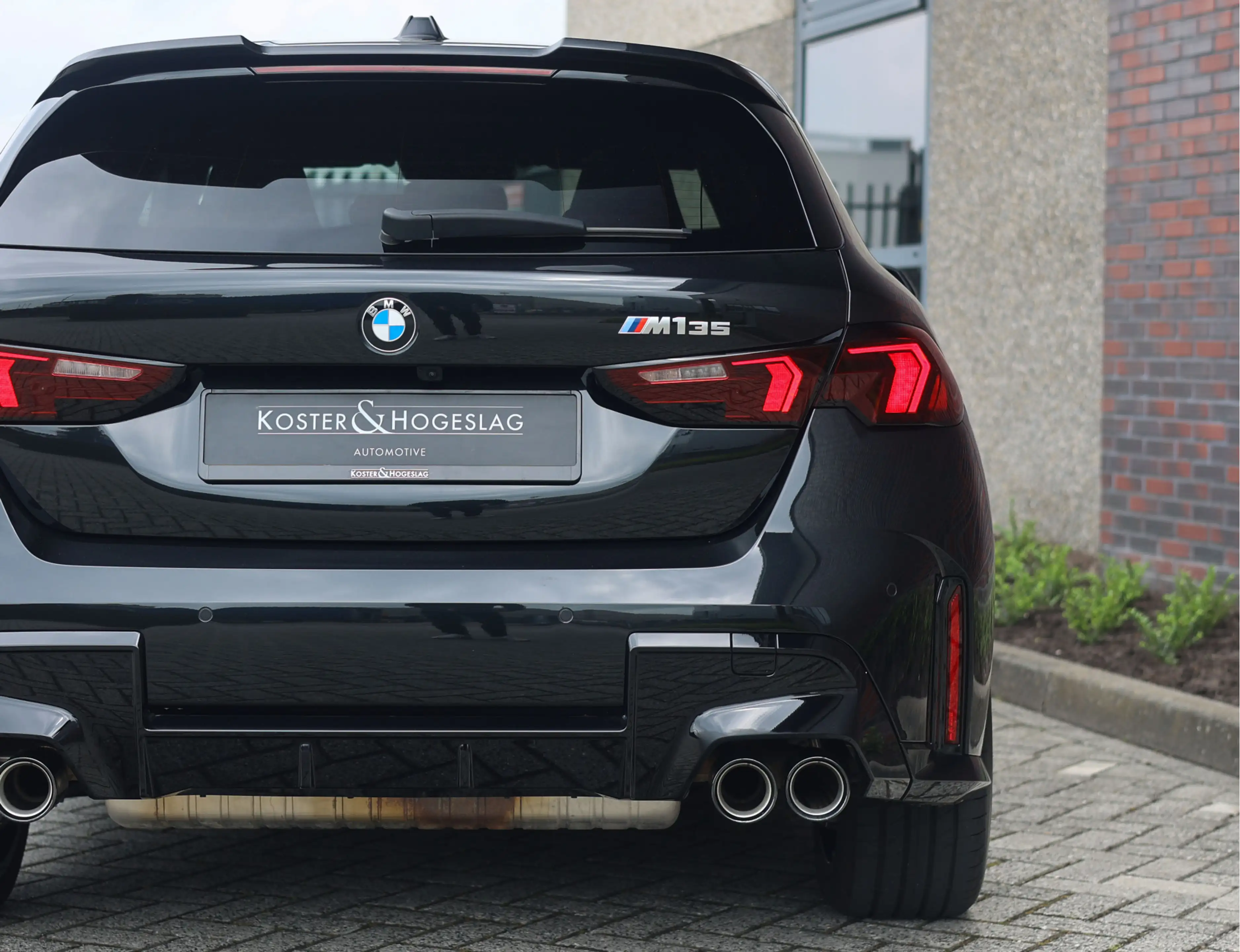 BMW 135 1-serie M135i xDrive | M Performance - Pano - Harm — photo 13