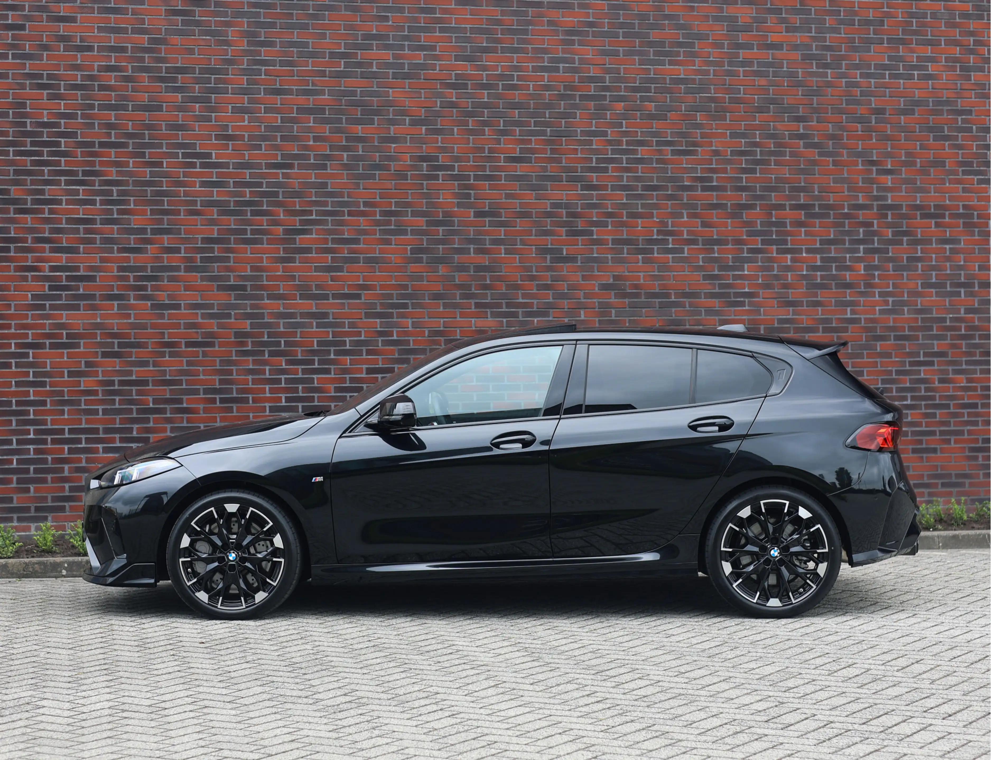 BMW 135 1-serie M135i xDrive | M Performance - Pano - Harm — photo 15