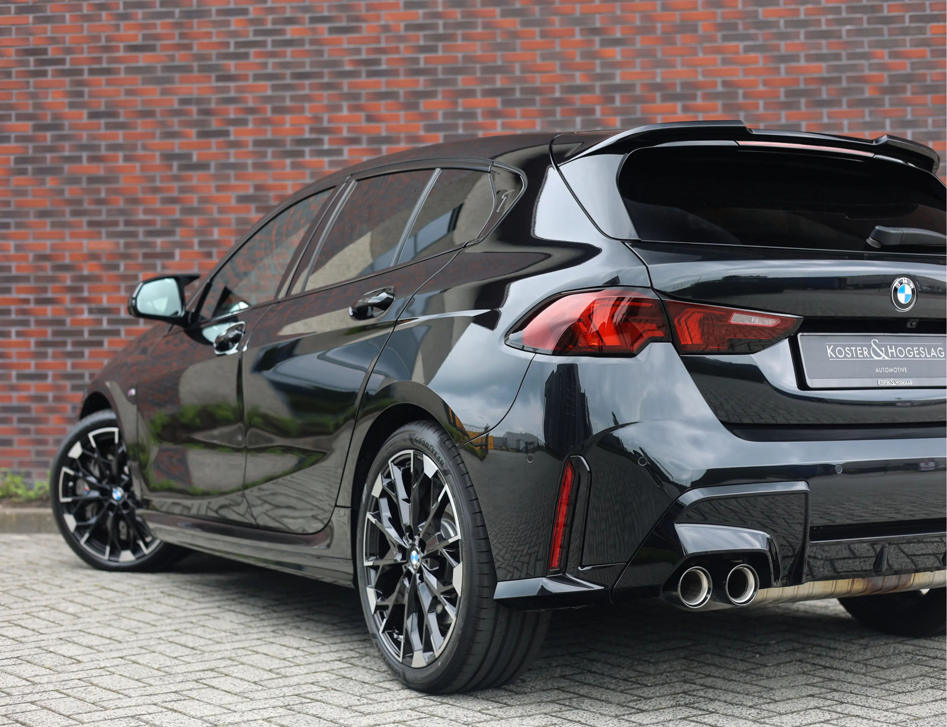 BMW 135 1-serie M135i xDrive | M Performance - Pano - Harm — photo 7