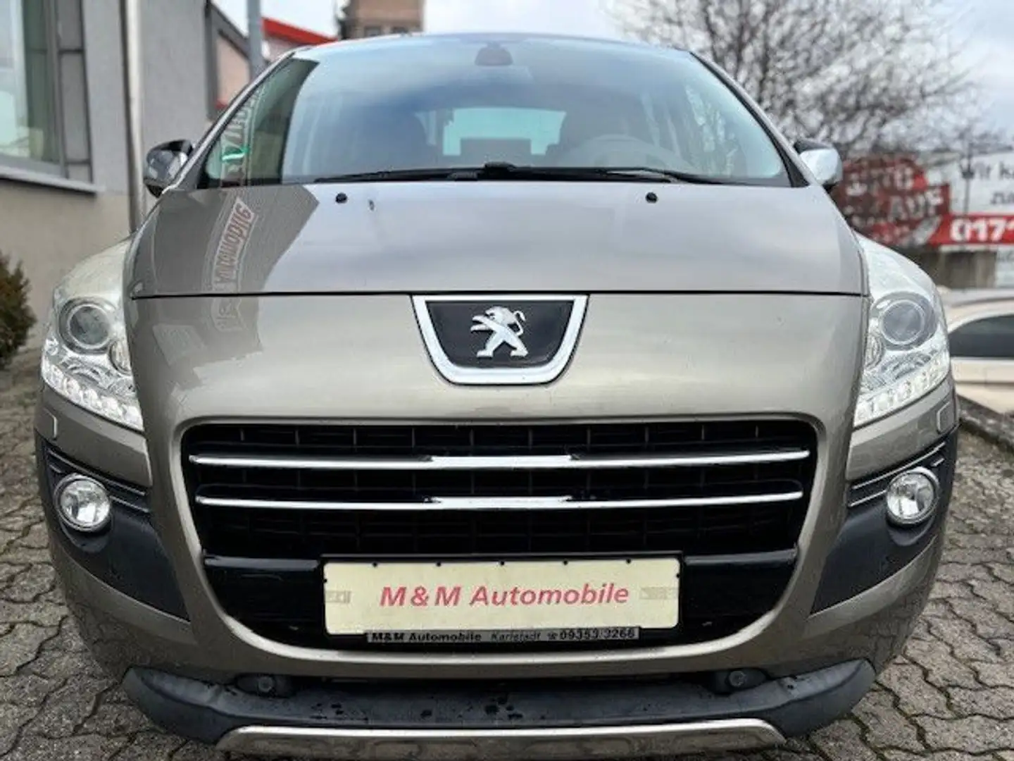 Peugeot 3008 2.0 HDI Hybrid4 *ALLRAD+NAVI+AHK+HEAD-UP* Grau - 2