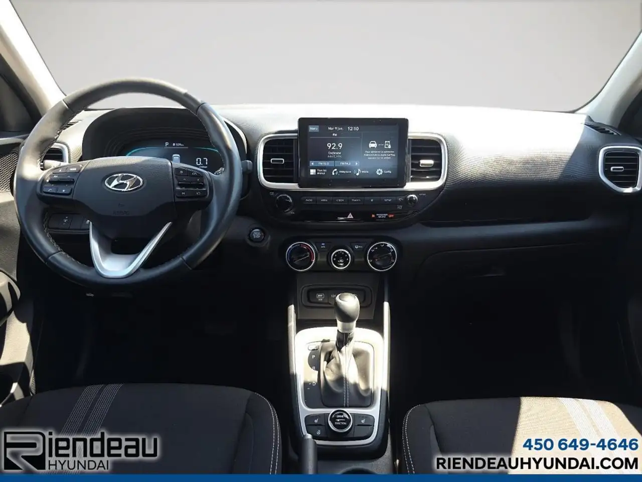 Hyundai Venue снимка Hyundai Venue