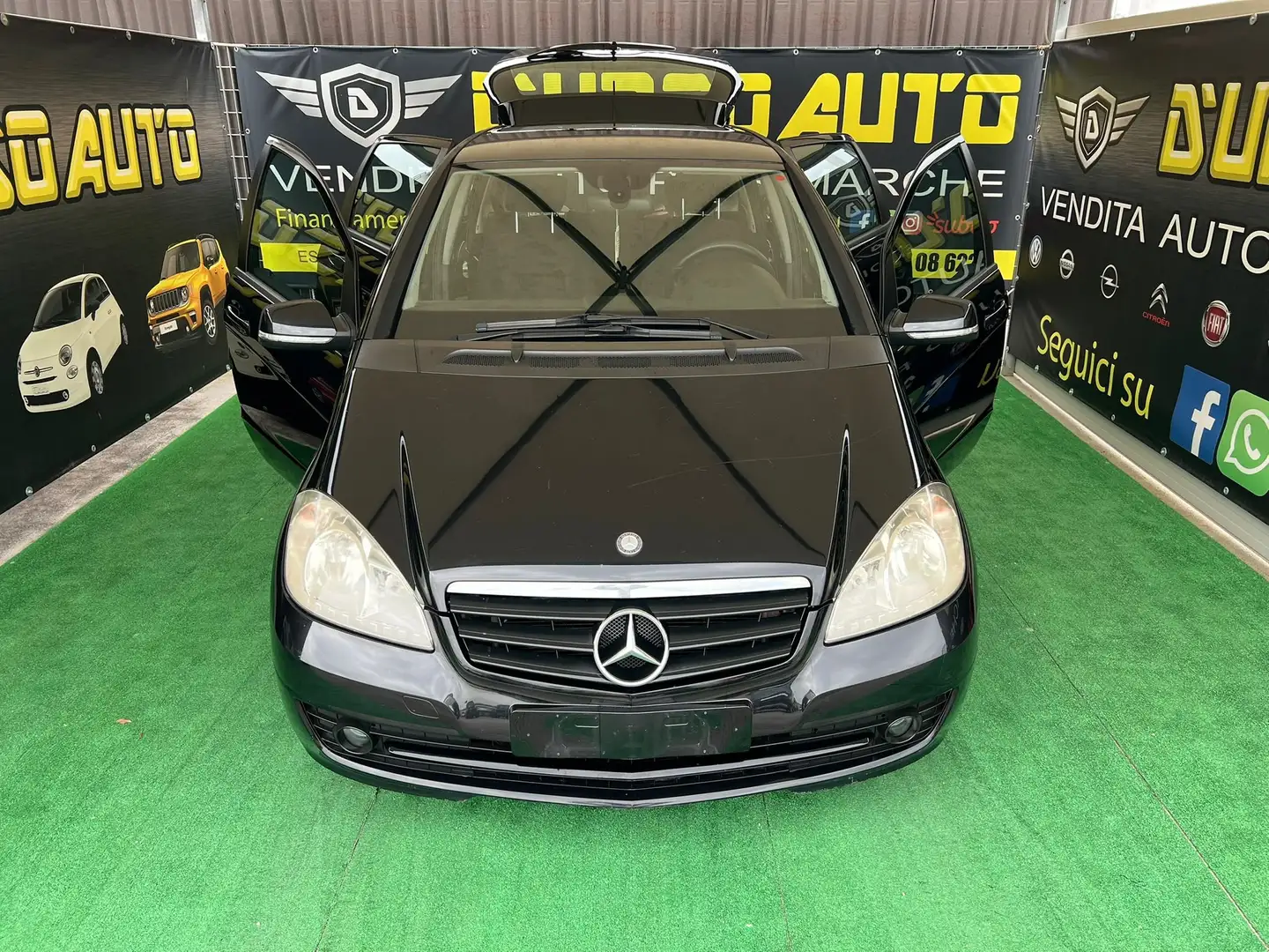 Mercedes-Benz A 150 Elegance Noir - 1