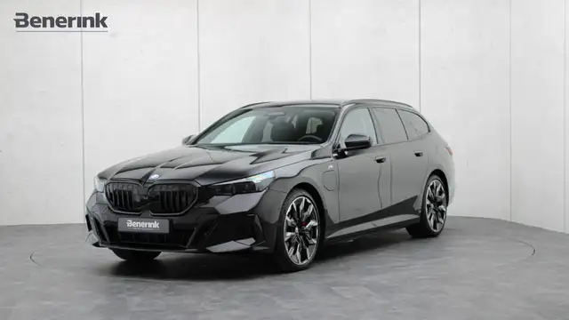BMW 550 5-serie Touring 550e xDrive M-Sport Pro | Bowers &