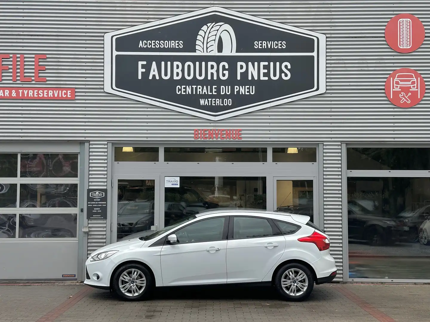 Ford Focus *1.0-EcoBoost*1-PROPRIETAIRE*CLIMATISATION*USB* Biały - 2