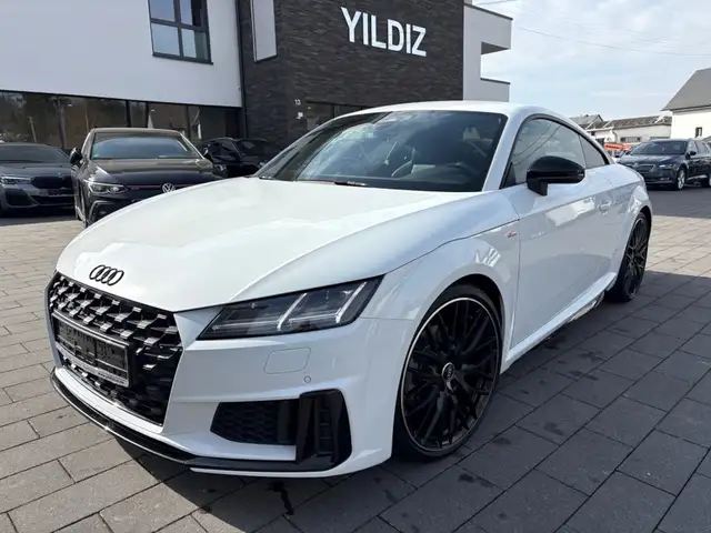 Audi TT 40 TFSI S-TRONIC S-LINE