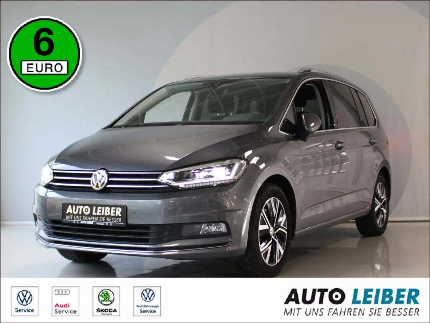 Volkswagen Touran 1.5 TSI ACT OPF 7Si./AHK/Cam. Bluetooth LED Grijs - 1