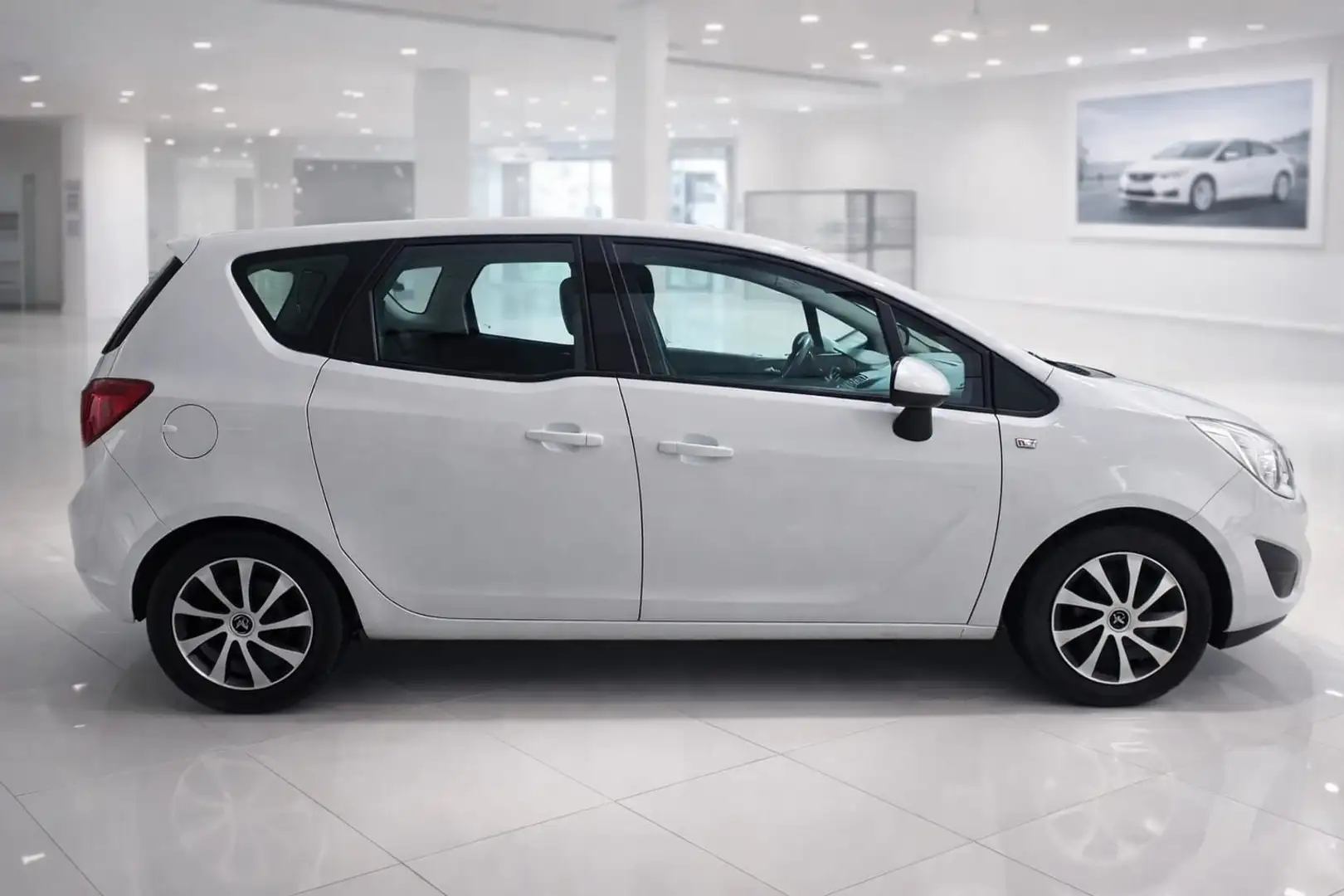 Opel Meriva B Selection Weiß - 2