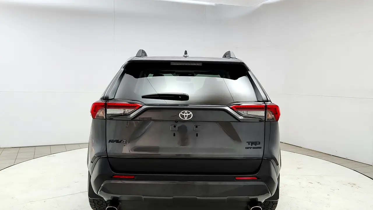 Toyota RAV 4 снимка Toyota RAV 4