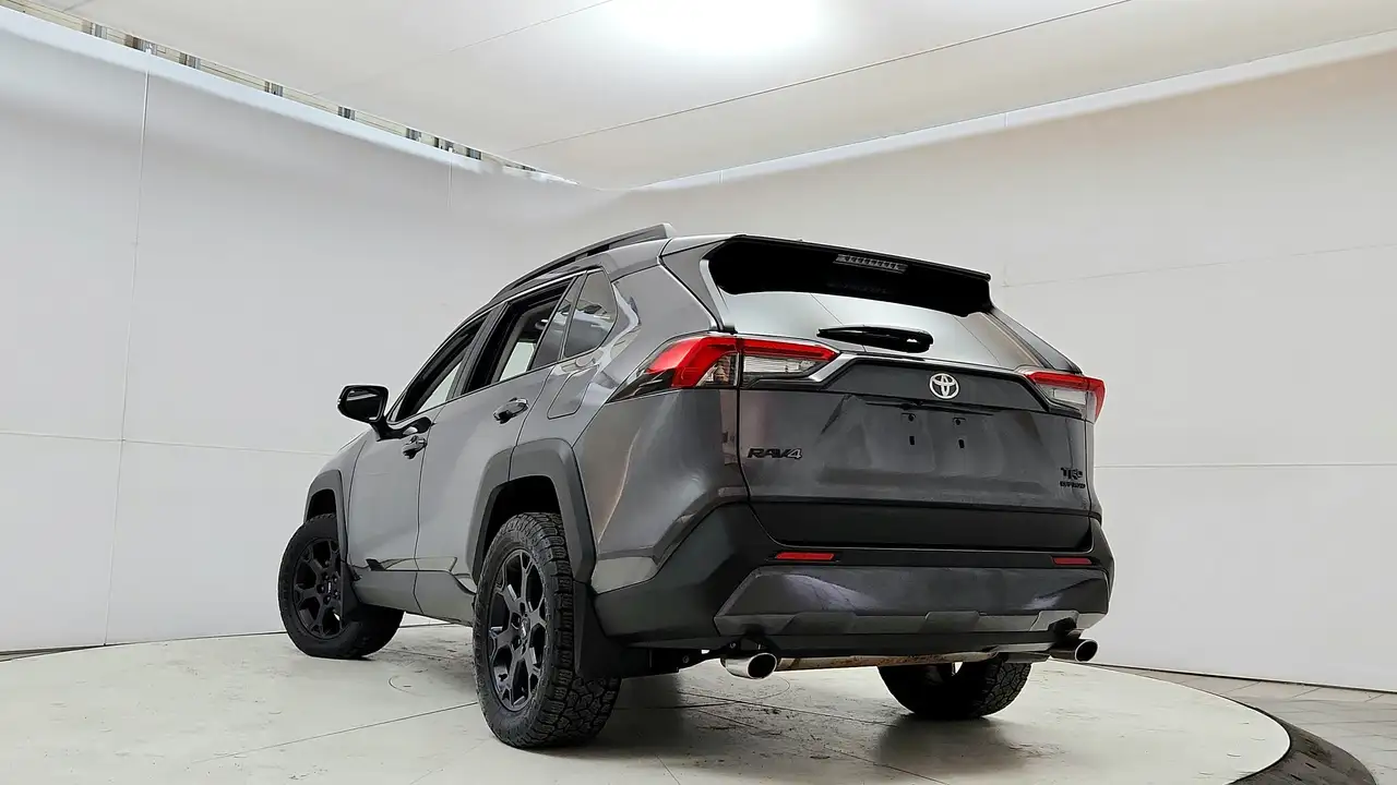 Toyota RAV 4 снимка Toyota RAV 4