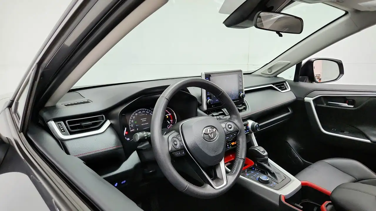 Toyota RAV 4 снимка Toyota RAV 4