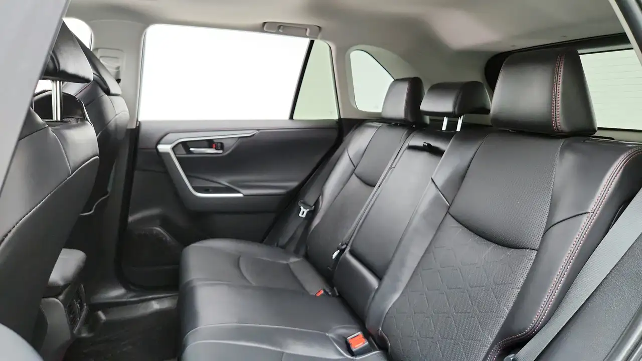 Toyota RAV 4 снимка Toyota RAV 4