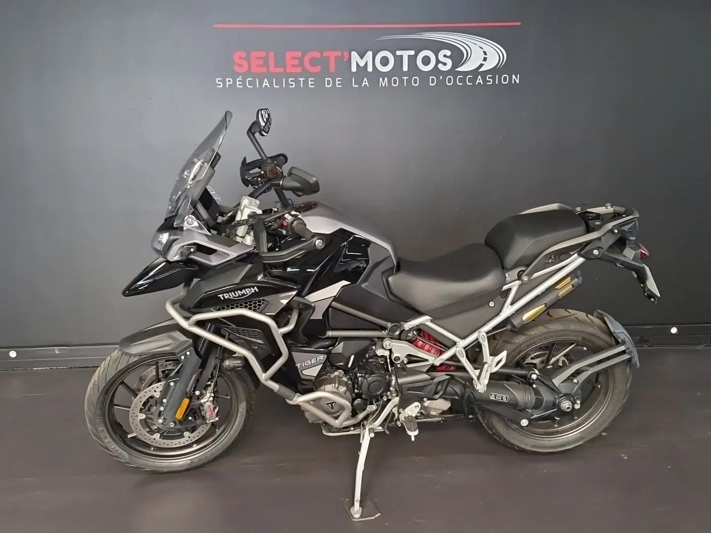 Triumph Tiger 1200 Чорний - 2