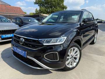 1.0 TSI VIRTUAL CAMERA NAVIGATIE FULL LED CARPLAY DAB BLUETOOTH PDC