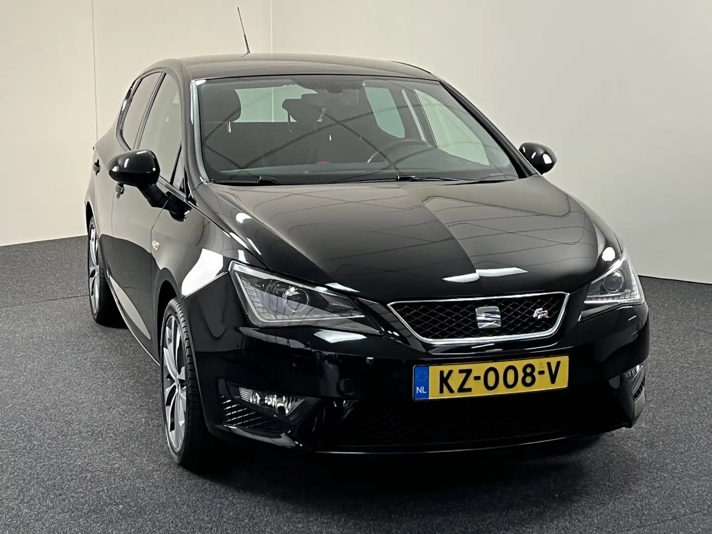 SEAT Ibiza 1.4 EcoTSI FR Connect 150 PK Nieuwe distr.riem en Zwart - 2