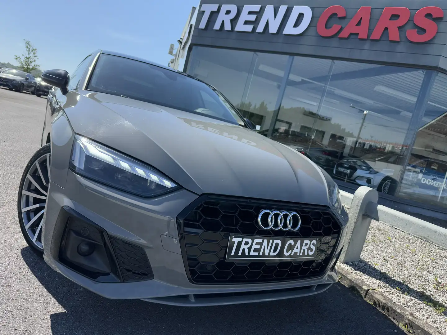 Audi A5 30TDi AUTO.S-LINE SHADOWLOOK MATRIX TOIT PANO CUIR Szürke - 1