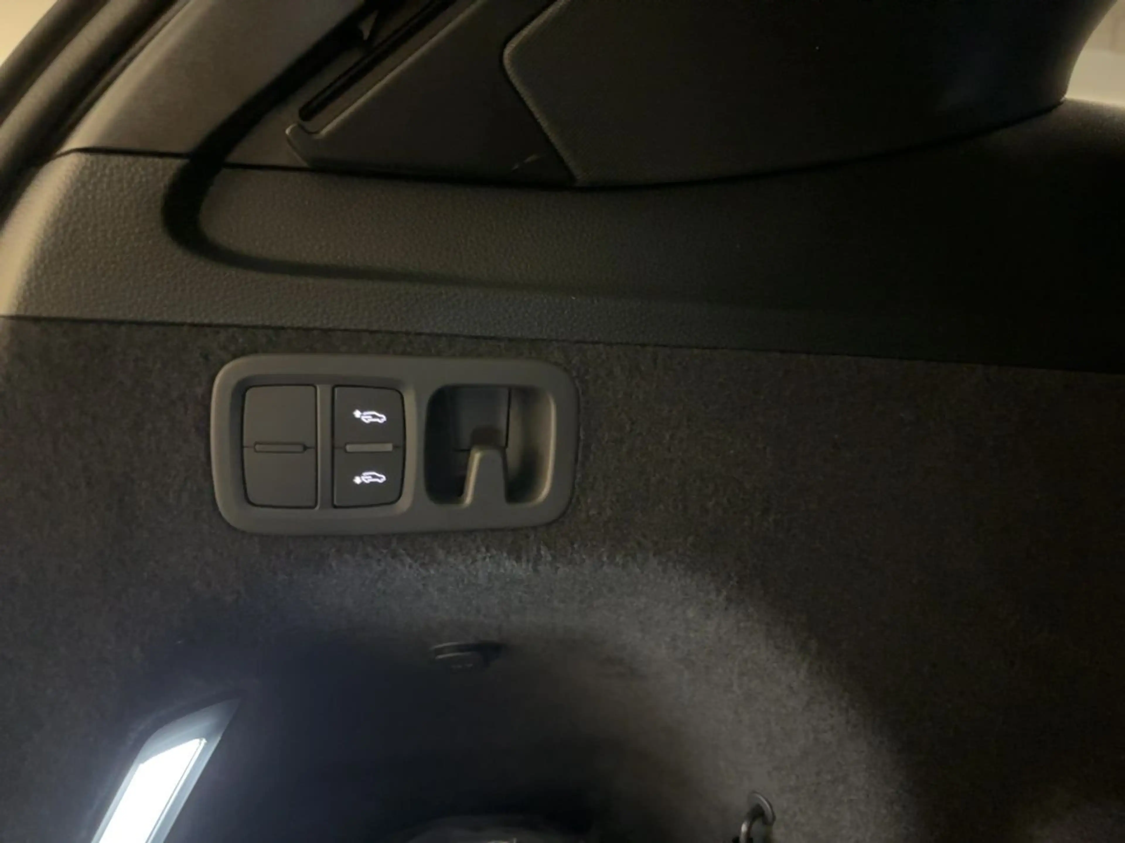 Audi SQ7 tiptronic — photo 18