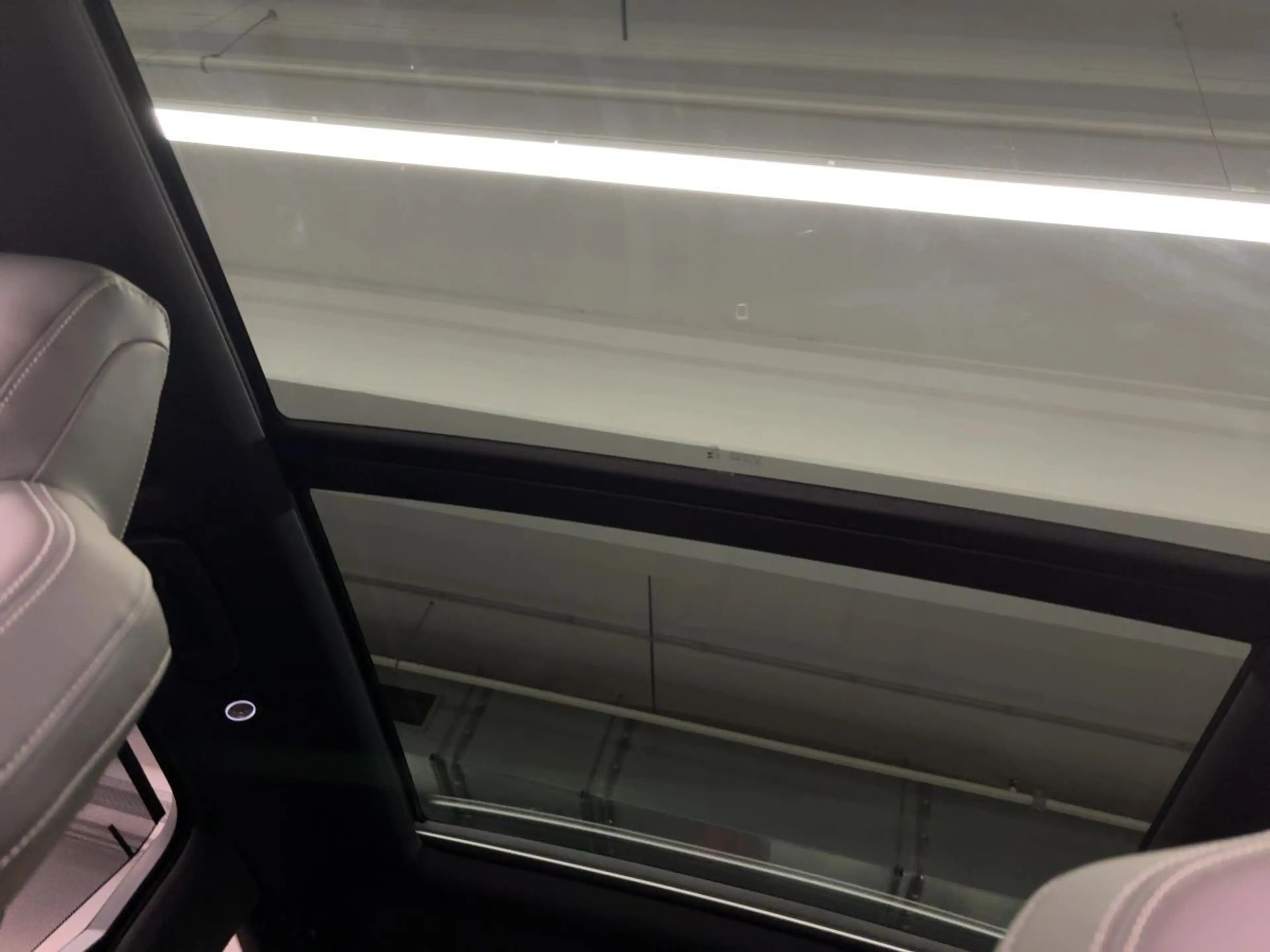 Audi SQ7 tiptronic — photo 14