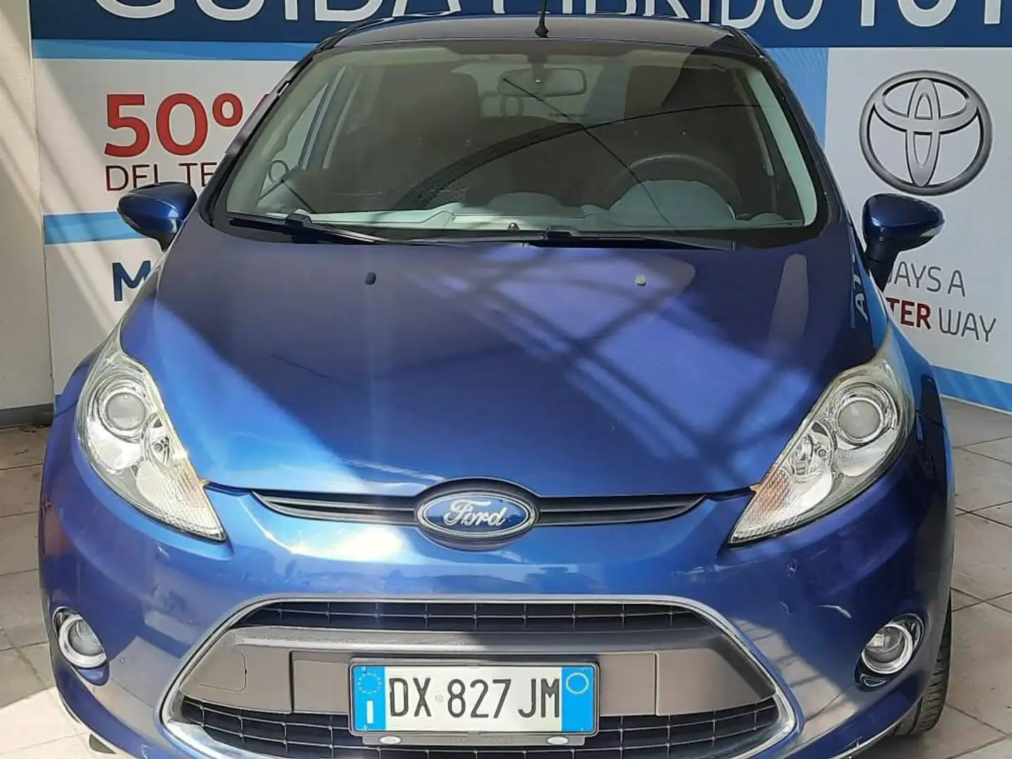 Ford Fiesta 1.2 16V 82CV 5p. Titanium Bleu - 1