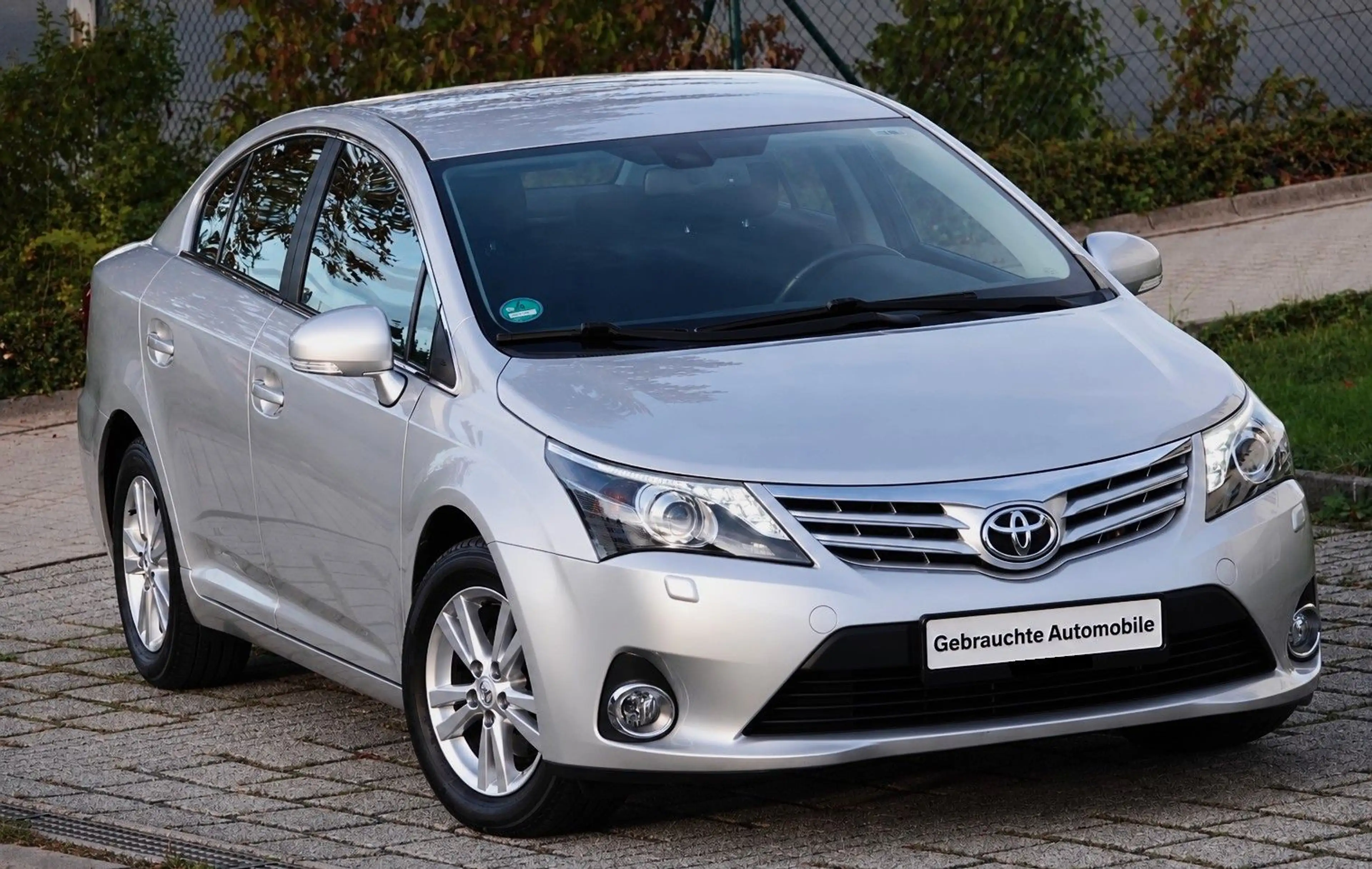Toyota Avensis Life *GARANTIE* KAMERA* NAVI* — photo 3