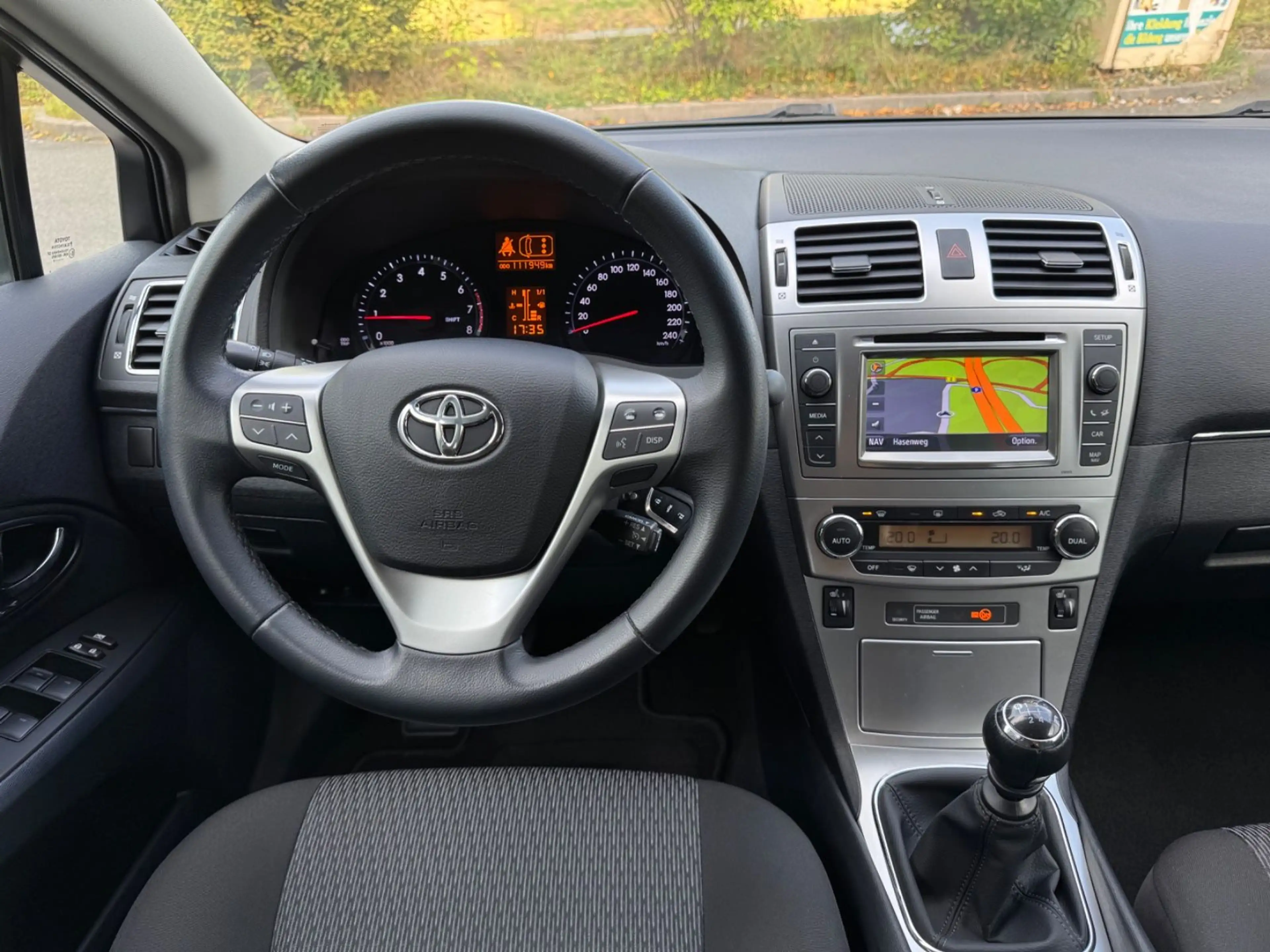 Toyota Avensis Life *GARANTIE* KAMERA* NAVI* — photo 6