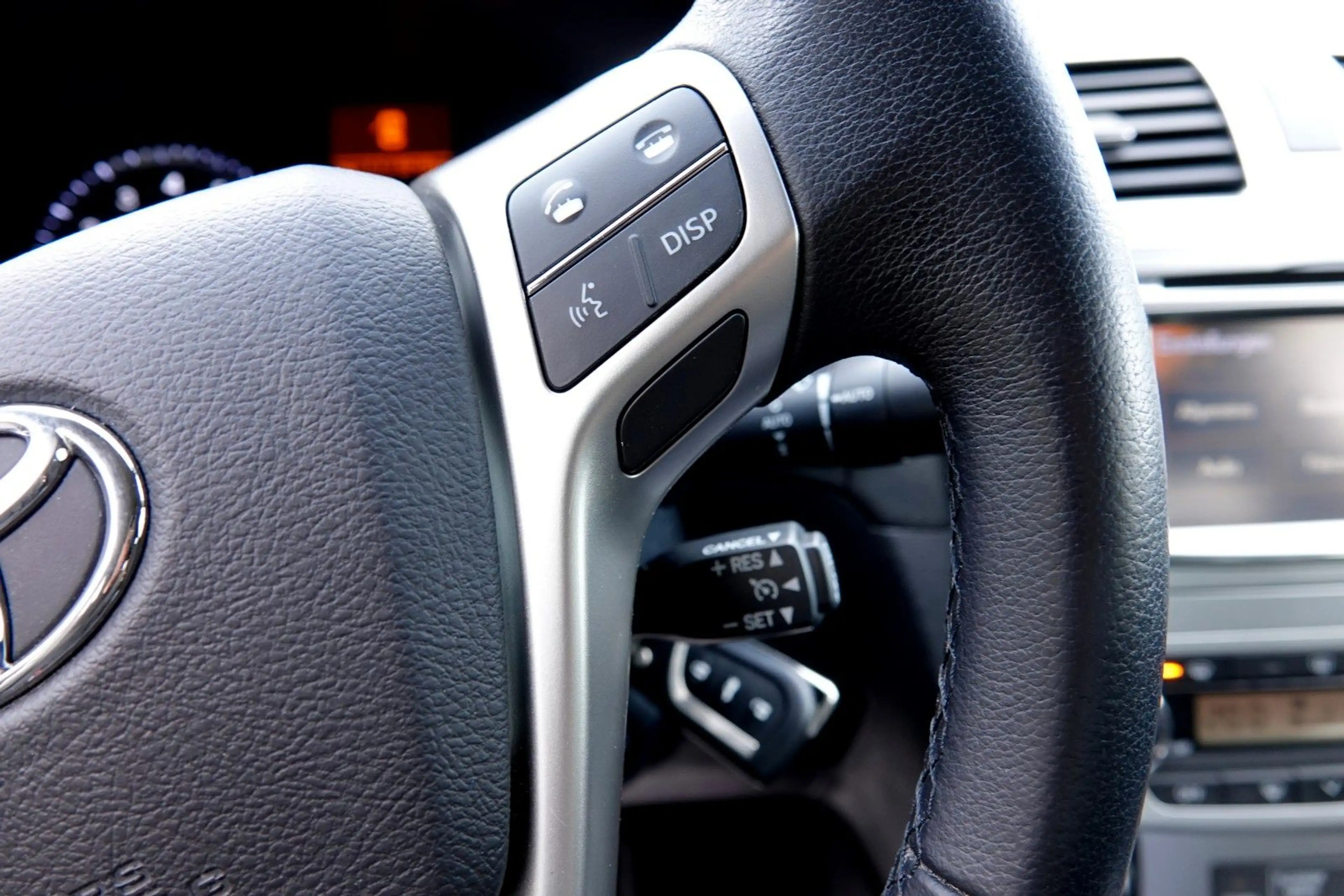 Toyota Avensis Life *GARANTIE* KAMERA* NAVI* — photo 13