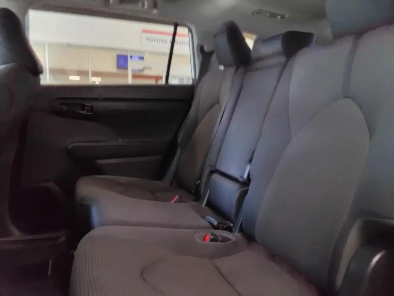 Toyota Highlander снимка Toyota Highlander