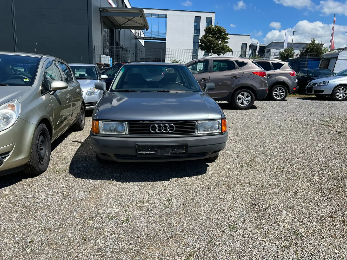 Audi 80 1.8 S Special   1     HAND Gri - 2