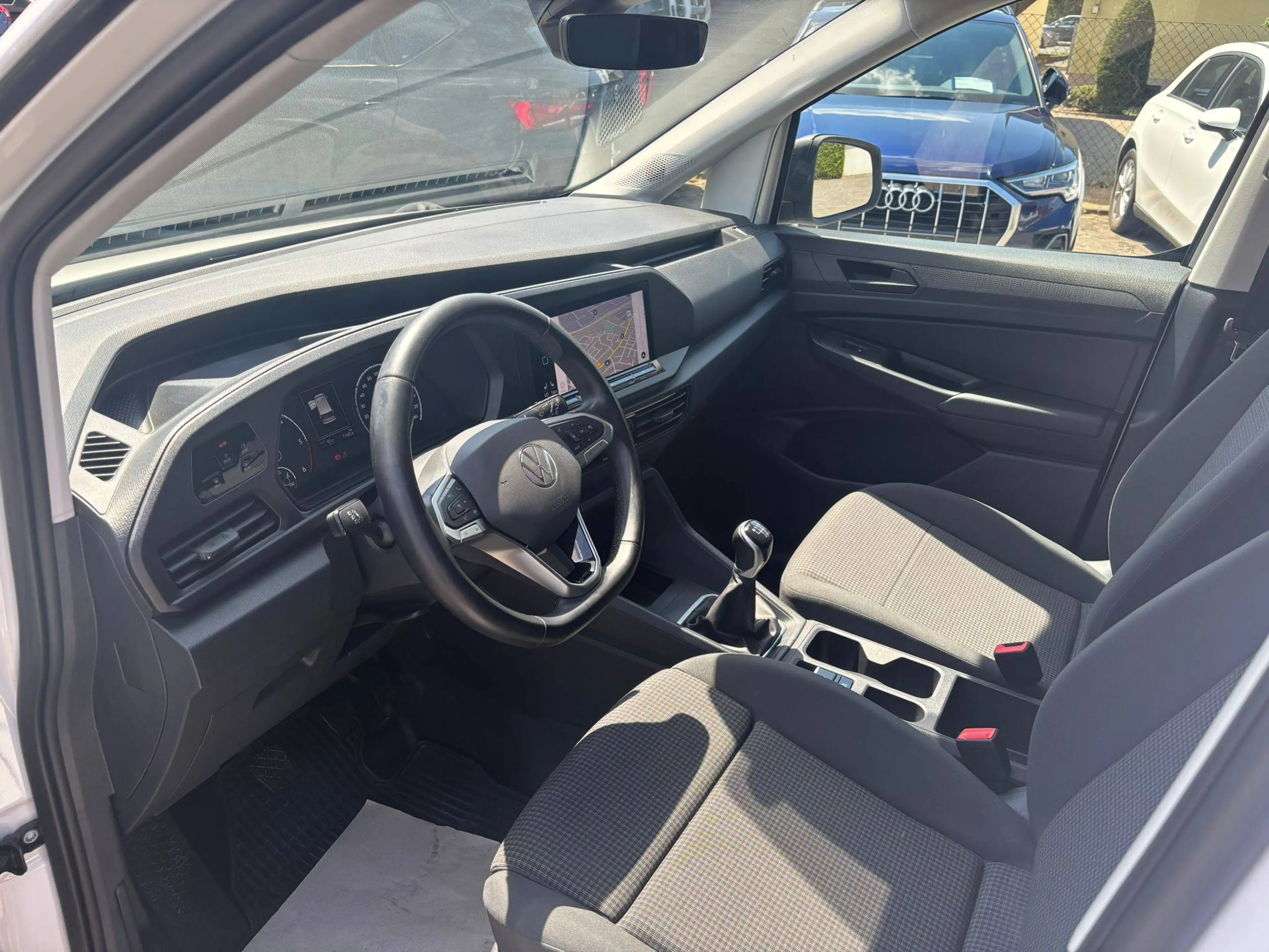 Volkswagen Caddy Cargo 2.0 TDI 4Motion +Einbau+AHK+STHZ+ACC+Navi+RFK+ — photo 6
