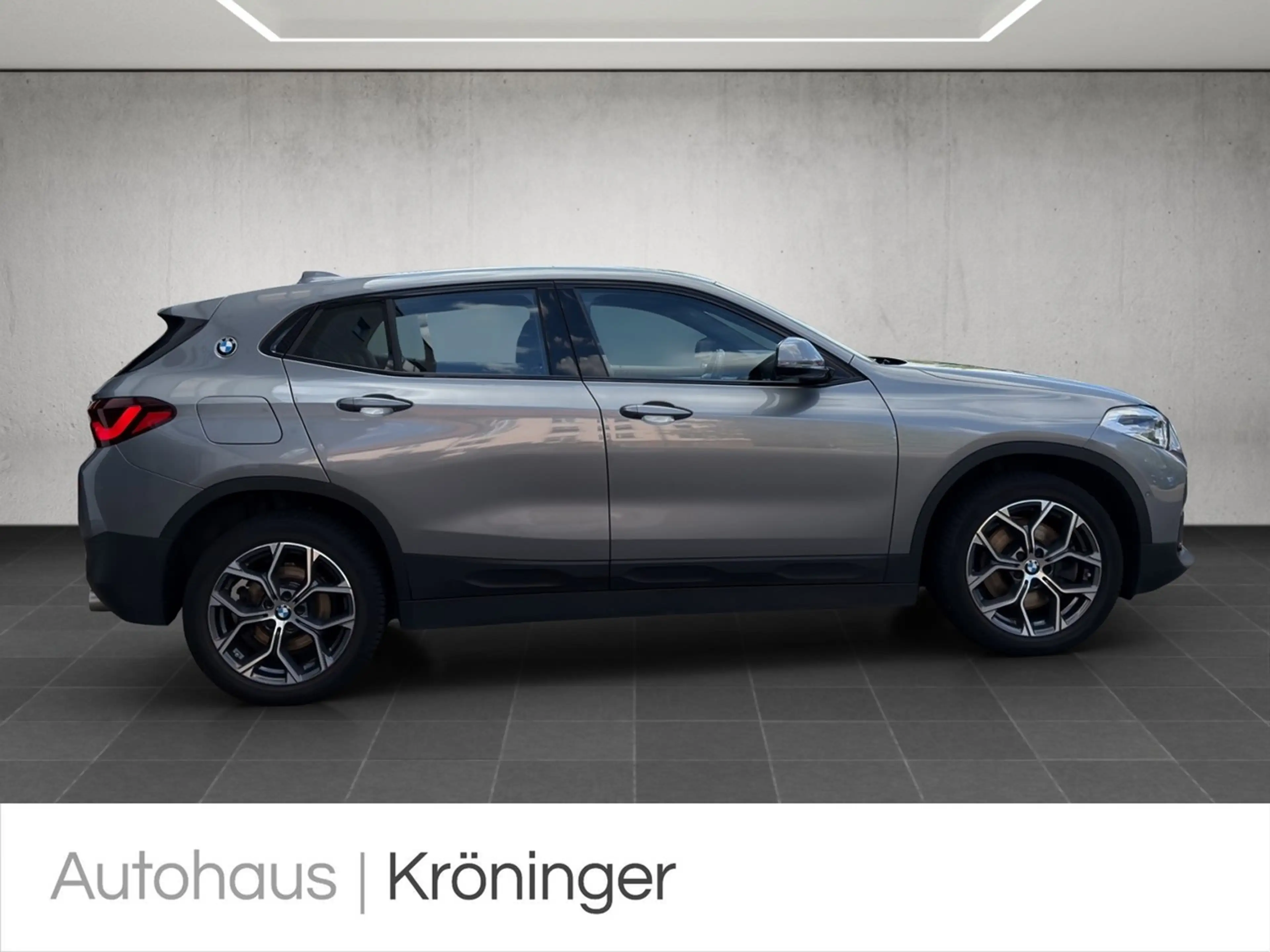 BMW X2 xDrive 20 i Advantage Plus Business LED — photo 4
