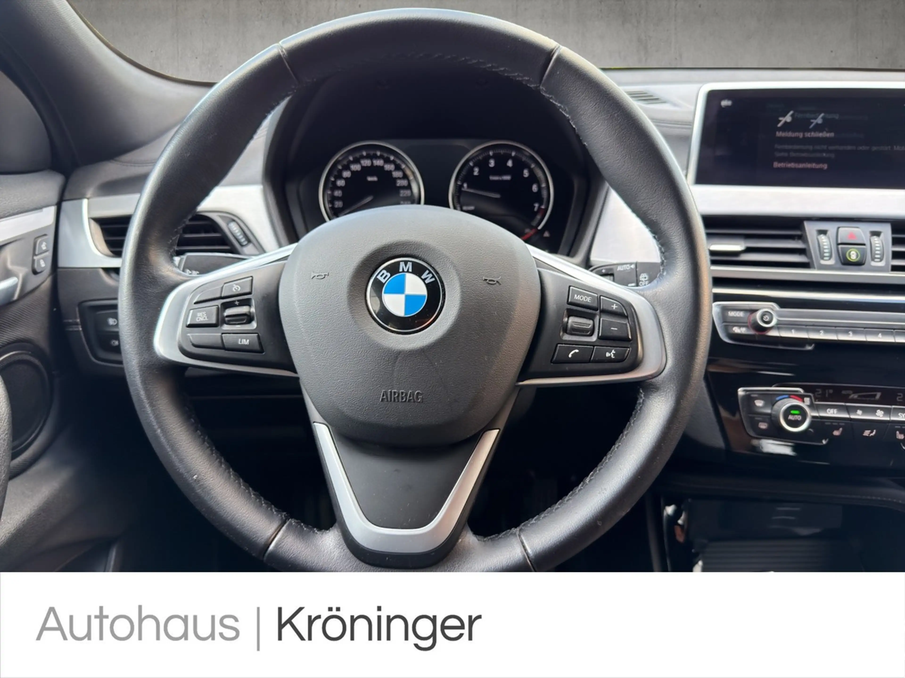 BMW X2 xDrive 20 i Advantage Plus Business LED — photo 11