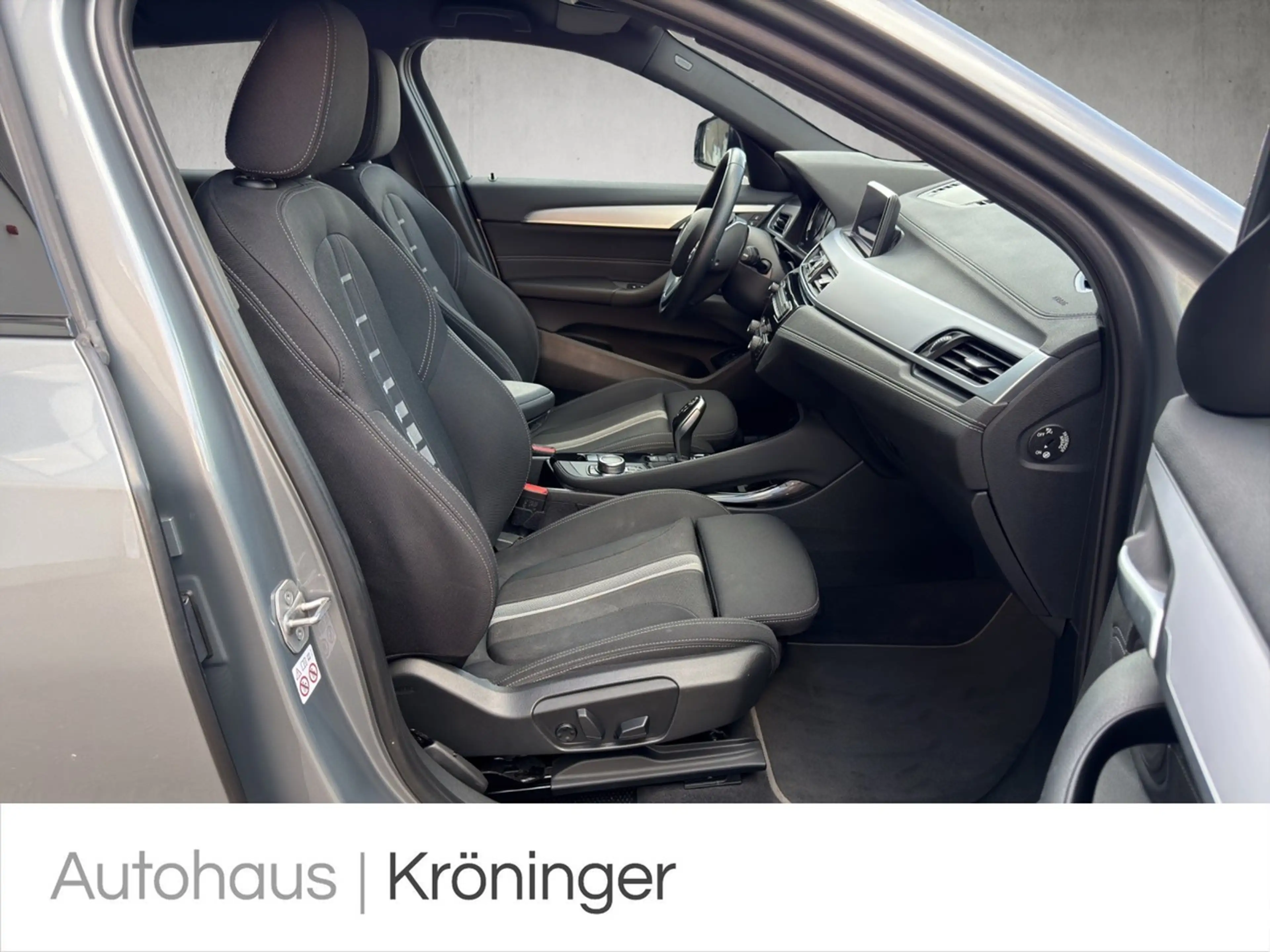 BMW X2 xDrive 20 i Advantage Plus Business LED — photo 9