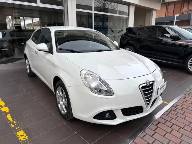 Alfa Romeo Giulietta Giulietta 1.4 tb Progression 105cv X NEOPATENTATI