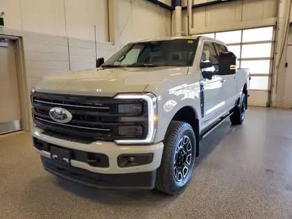 Gray 2026 Ford F-350 Super Duty Platinum Crew Cab 4WD Pickup Truck Four-Wheel Drive Automatic