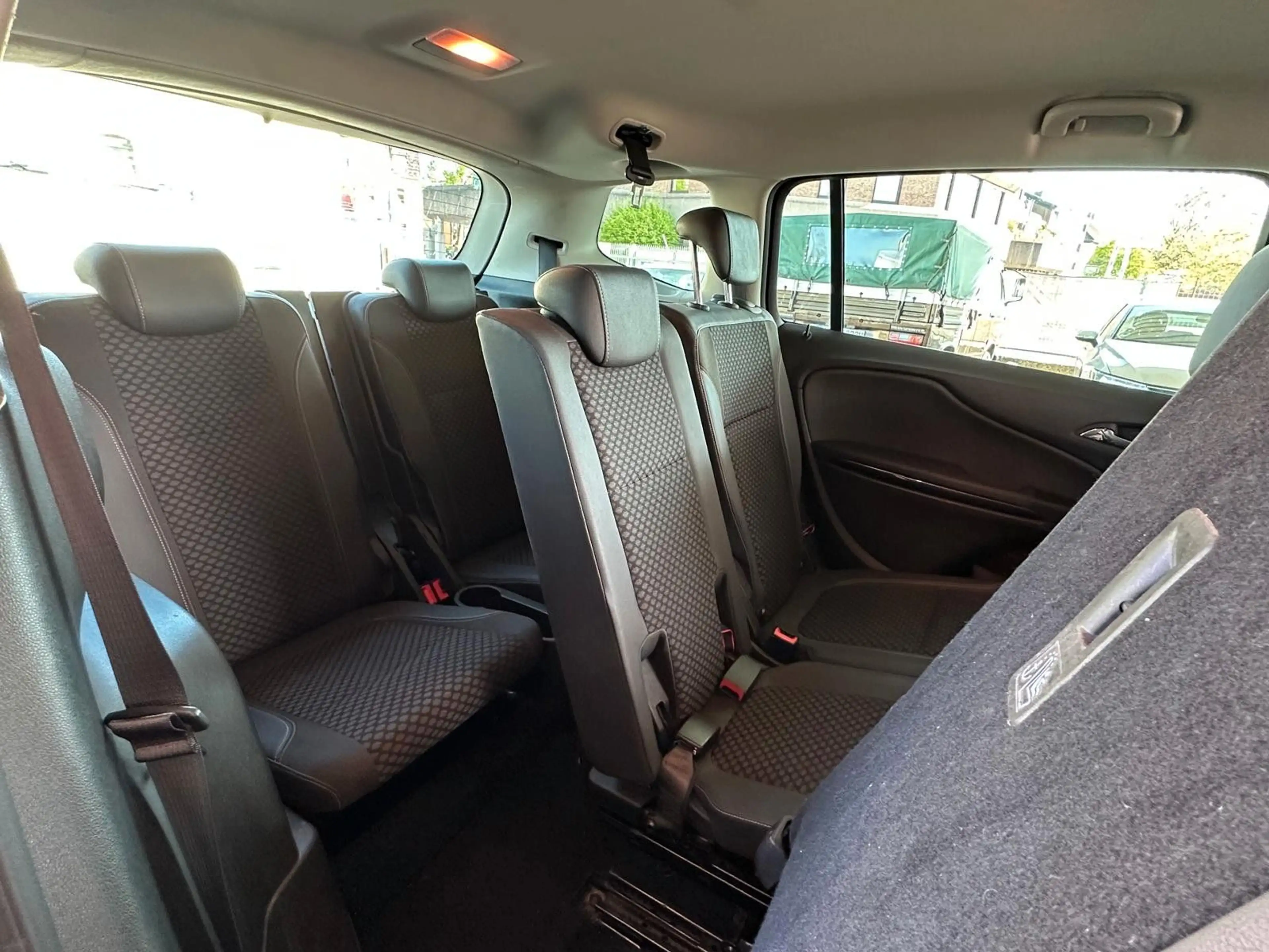Opel Zafira Tourer *Navi*/Sitze — photo 11