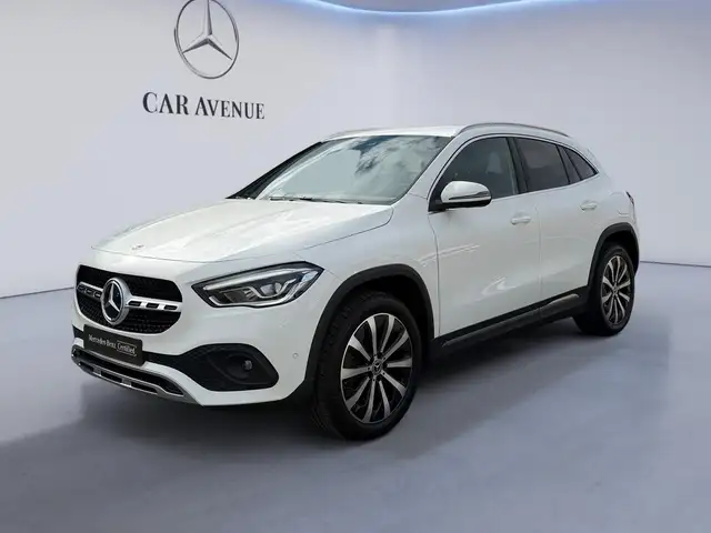 Mercedes-Benz GLA 200 Progressive
