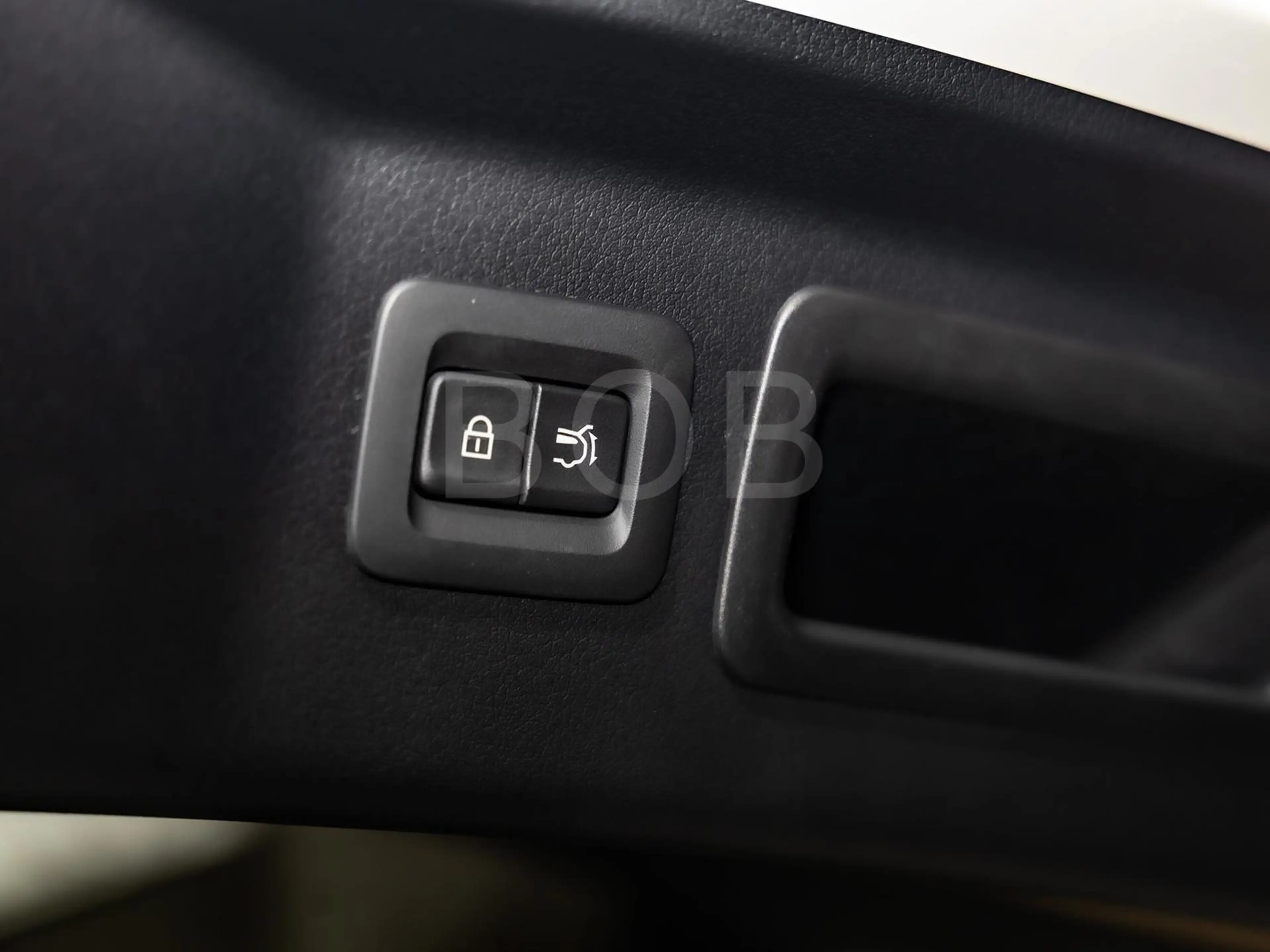 Mazda CX-80 3.3L e-SKYACTIV D 8AT AWD Homura Plus — photo 8